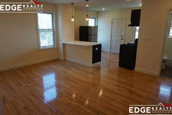 4 ROCKLEDGE ST