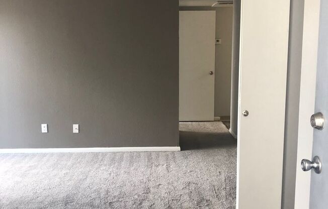 1 bed, 1 bath, 665 sqft, $939, Unit 140