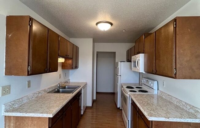 1204 27th Ave S
