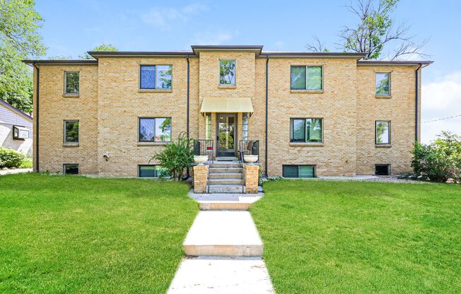1530 Kearney Street