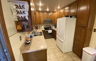 3 beds, 2 baths, $2,000