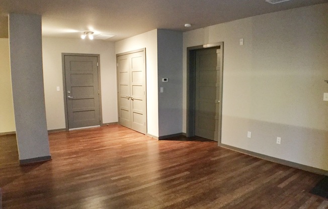 Modern Ballard Penthouse  2 Bedroom Condo