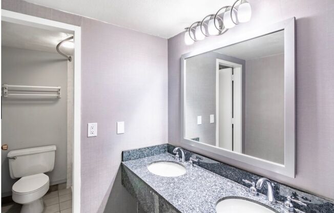 1 bed, 2 baths, 892 sqft, $1,355, Unit Unit 1214