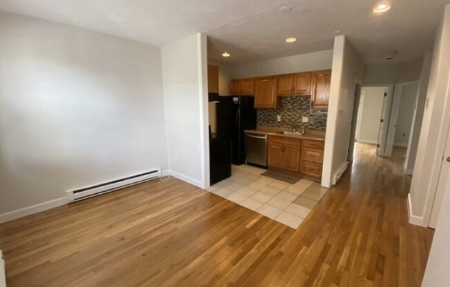 4 beds, 1 bath, 1,500 sqft, $4,000, Unit 1