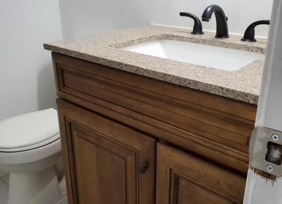 2 beds, 2 baths, 782 sqft, $1,950