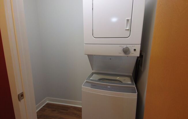 1 bed, 1 bath, 1,060 sqft, $1,895, Unit 106 Live/Work Retail