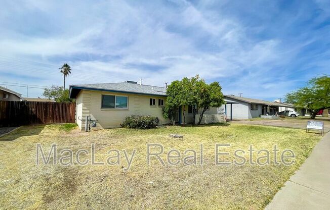 1524 W 7 ST