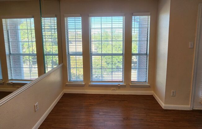 1 bed, 1 bath, 660 sqft, $1,275, Unit 506-u