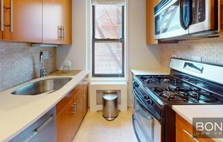 1 bed, 1 bath, $2,495, Unit 2F