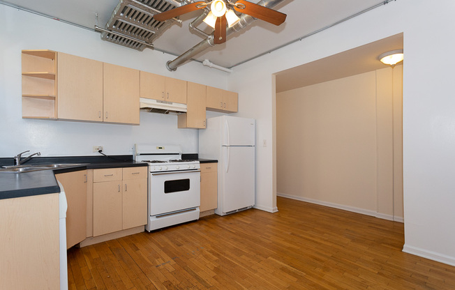 2418 SAWYER