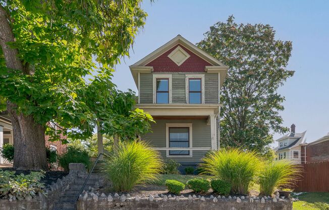 Available Now: One Month Free Rent!