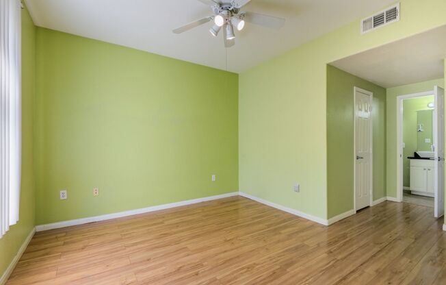 3 beds, 2 baths, $1,750