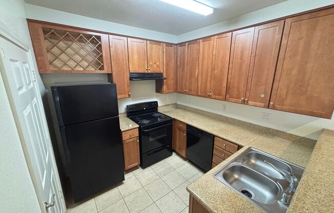 1 bed, 1 bath, $1,095