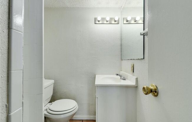 2 beds, 2 baths, 825 sqft, $1,200, Unit K733 - 311 - 204