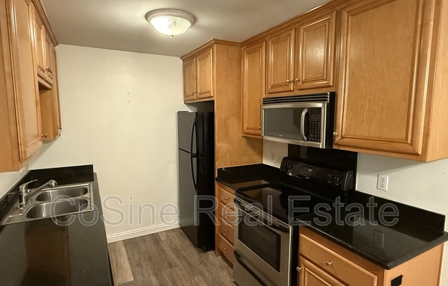 9959 Erma Rd  Unit 202