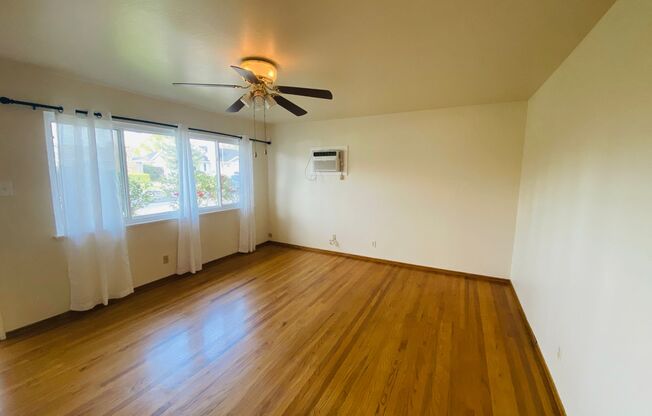 $250 MOVE-IN BONUS on this charming Old Town Home!