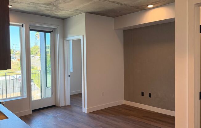 1 bed, 1 bath, 492 sqft, $2,965, Unit 501