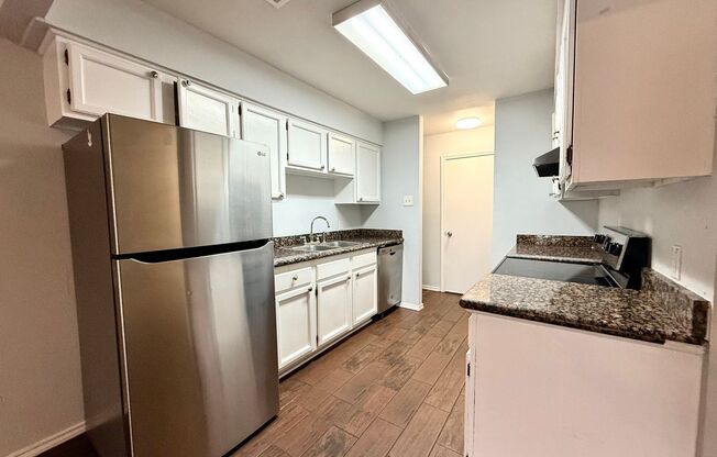 1020-1022 Vera Court