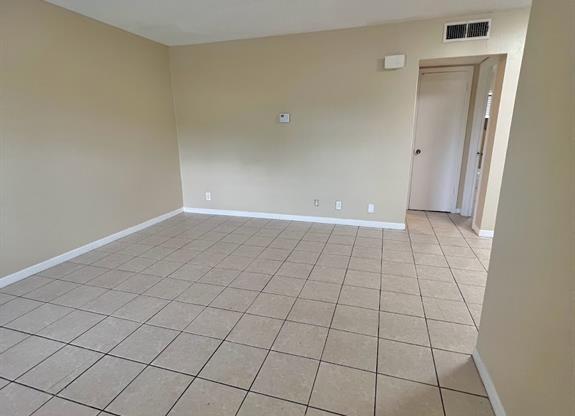 1601 ENFIELD RD