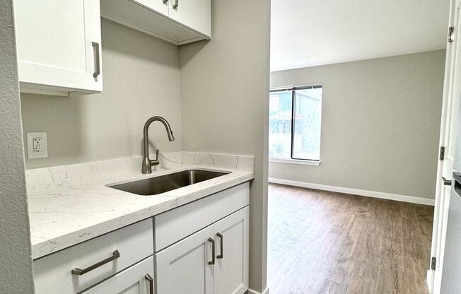 Bonneville Apartments