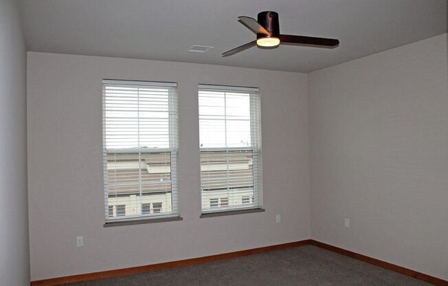 1 bed, 1 bath, 650 sqft, $1,695, Unit 7710-406