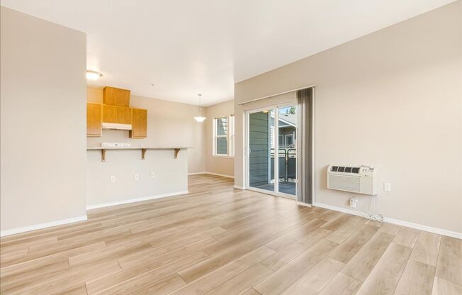 2 beds, 1 bath, 901 sqft, $1,400, Unit 1144-304