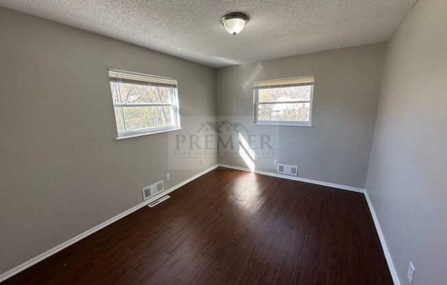 2 beds, 1 bath, $1,150