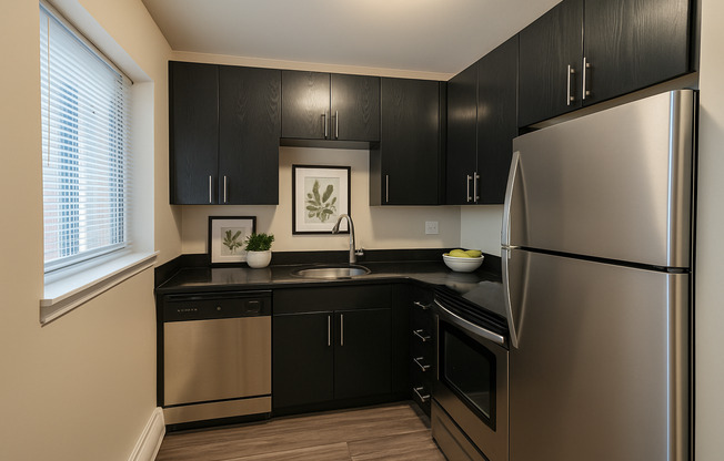 2 beds, 1 bath, 876 sqft, $2,375, Unit 304