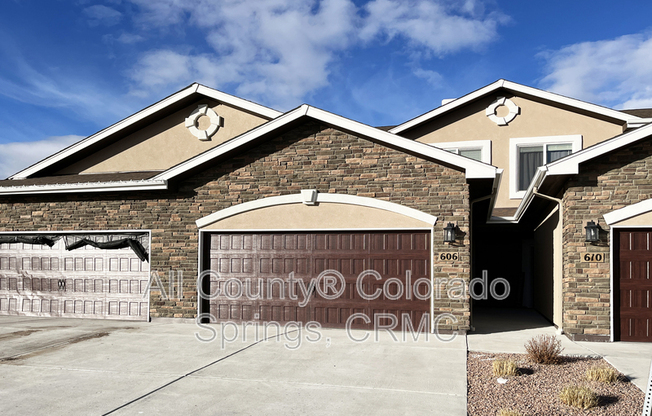 606 THIMBLEBERRY PT