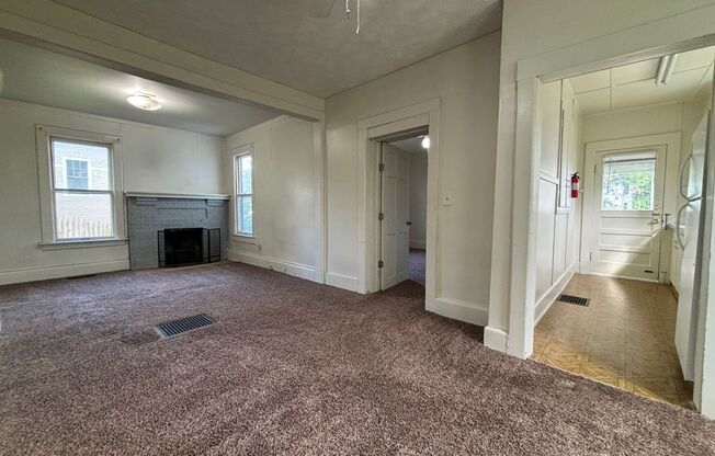 1 bed, 1 bath, $745