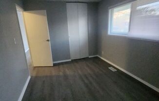 3 beds, 1 bath, $1,399