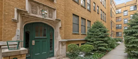 7209 S Yates Blvd  Unit 4B