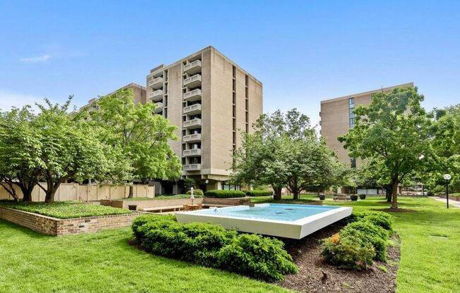 2 beds, 1 bath, $2,499, Unit Unit 414N