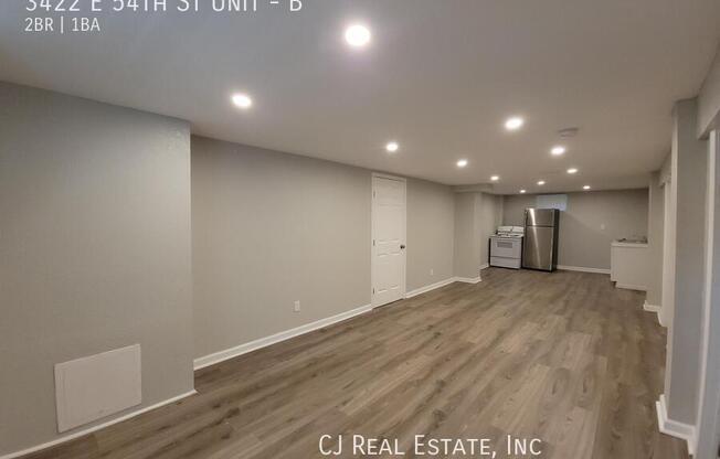 3422 E 54 ST