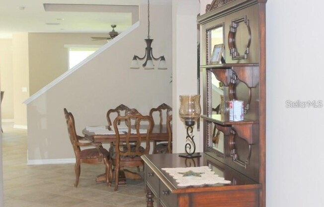 21745 GDN WALK LOOP