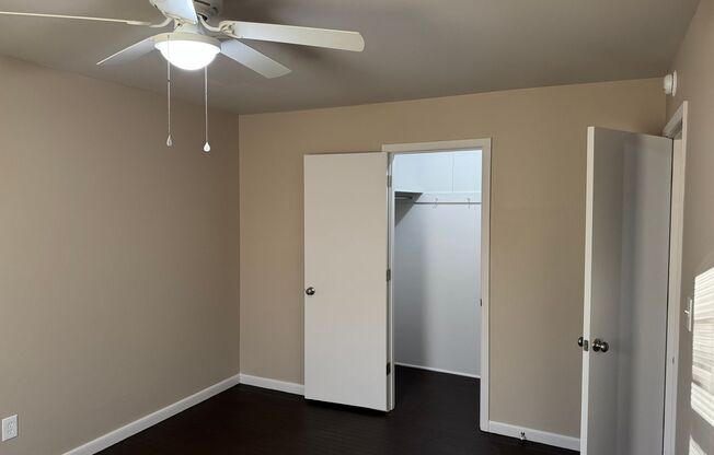 3 beds, 1 bath, $1,105, Unit 1620 #17