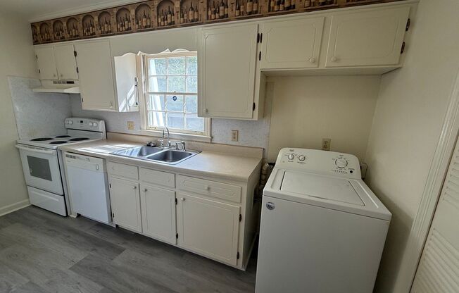 2 beds, 2 baths, 1,200 sqft, $1,395, Unit 406-4