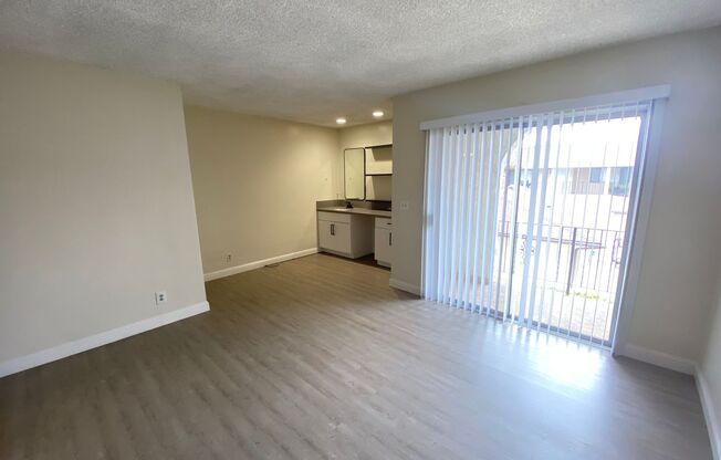 2 beds, 1.5 baths, $2,650, Unit Unit B