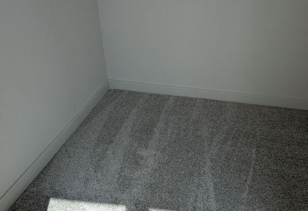 2 beds, 2 baths, $3,995, Unit UNIT 2604