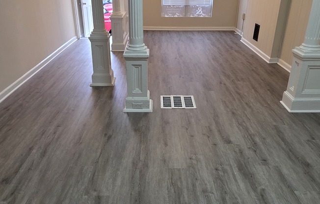 2243 W FAYETTE ST