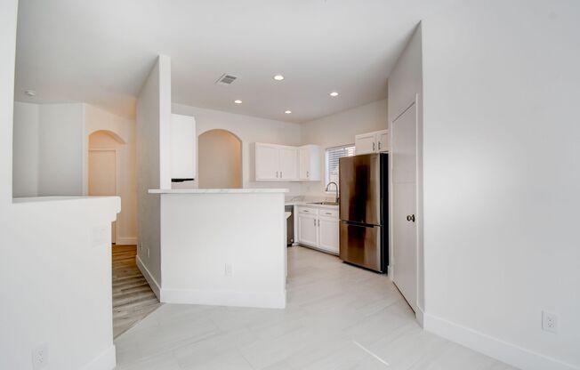 2 beds, 2 baths, $1,700, Unit # 41 2067