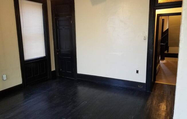 1225 W Allegheny Ave