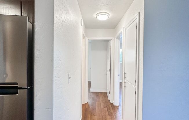 2 beds, 1 bath, 1,000 sqft, $1,400, Unit SC825