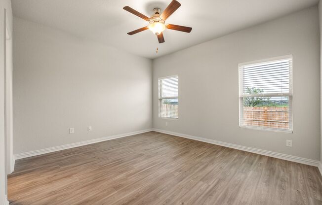 3 beds, 2 baths, $1,695, Unit # 1