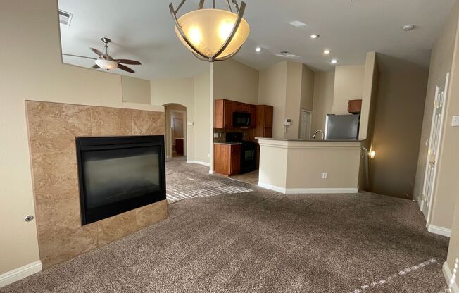 Gorgeous Townhome in Gated Community!