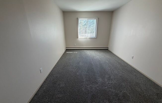 1 bed, 1 bath, $850, Unit 23