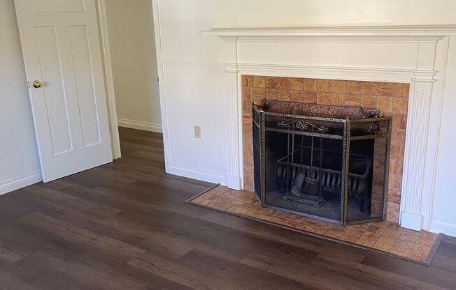 258e10th - RKW
