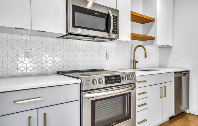 1 bed, 1 bath, 577 sqft, $1,495, Unit 310