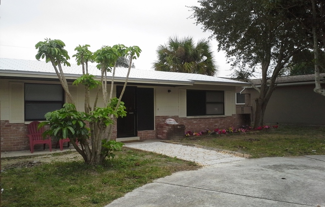 BRIGHT AND AIRY 3BR/2BA HOME IN MERRITT ISLAND