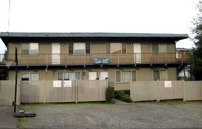 BCEDAR8A - Cedar Crest Apartment